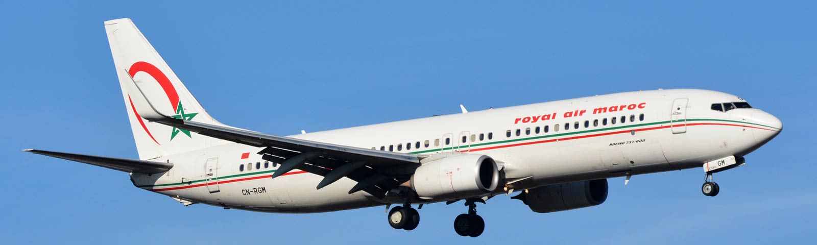 aeroplano in decollo della compagnia royal air maroc
